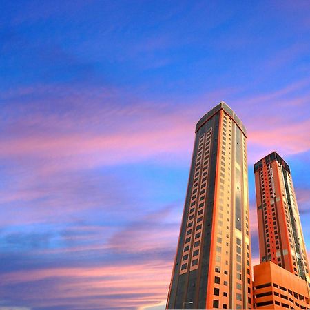 Orange Suites Hotel Manama Dış mekan fotoğraf