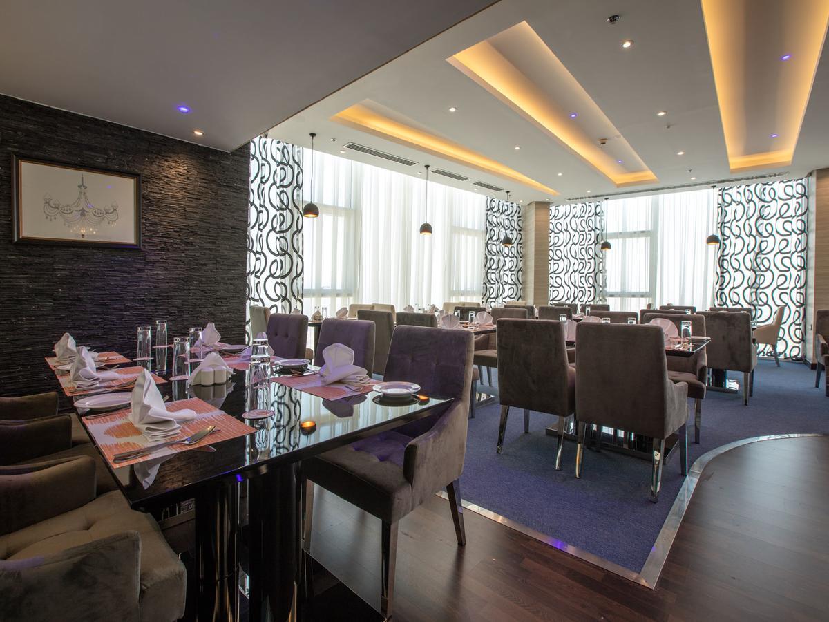 Orange Suites Hotel Manama Dış mekan fotoğraf