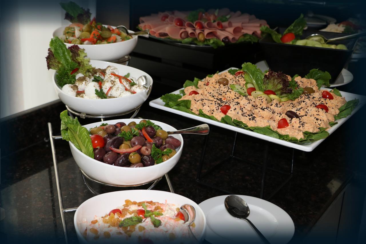 Orange Suites Hotel Manama Dış mekan fotoğraf